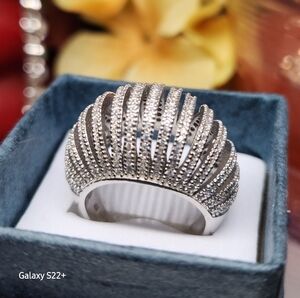 Elegant Sterling Silver Women's Diamond Ring Size 6